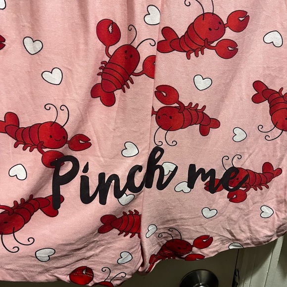 NWOT Weekend Edition Pinch me Lobster theme romper - Picture 3 of 11